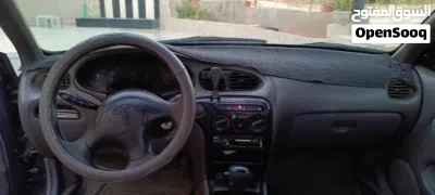 هيونداي افانتي Standard 2