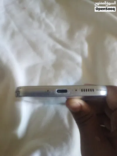 الهاتف SAMSUNG GALAXY A34 5G 128G كل شي وكاله الا مدخل الشاحن تم تغييره 2