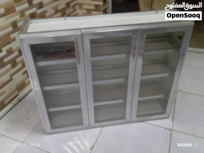 طاولات استيل ومستلزمات مطاعم شبه جديد للبيع بغرض السفر 4
