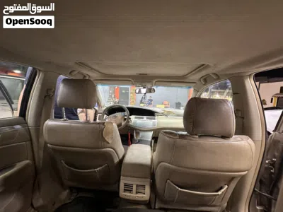 Toyota Avalon XLS 4