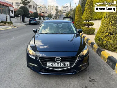 Mazda 3 Standard 2