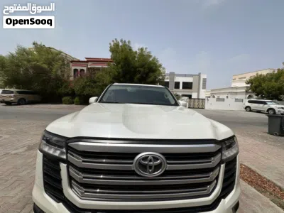 تويوتا لاند كروزر GXR 2