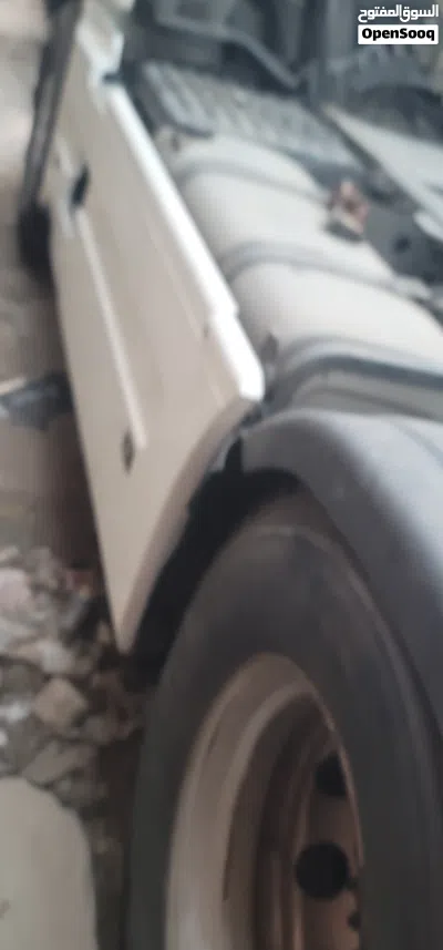 فولفو راس قاطره 4