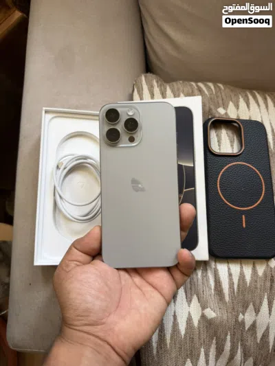 iPhone 16 Pro Max 256GB 2