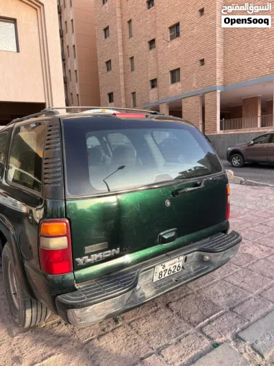 GMC Yukon AT4 2