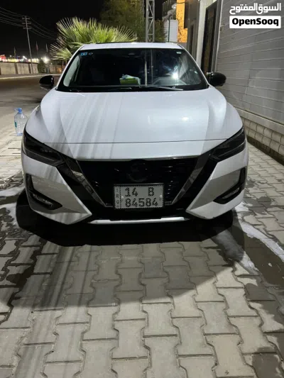 Nissan Sentra SR 4