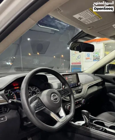 Nissan Altima SV 3