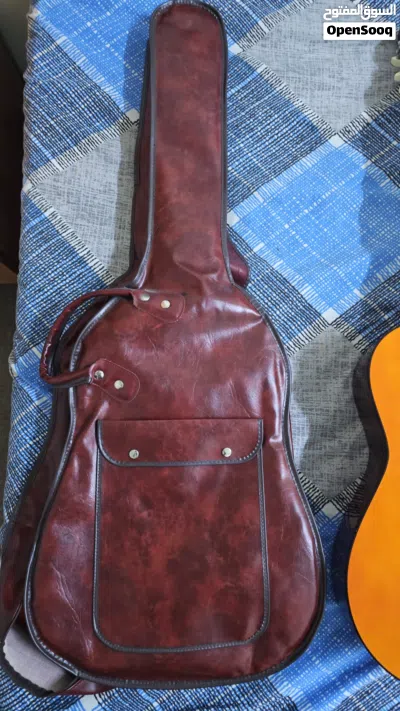 Premium Grape Classical Guitar (Model GP-C40-39) with Leather Bag 2