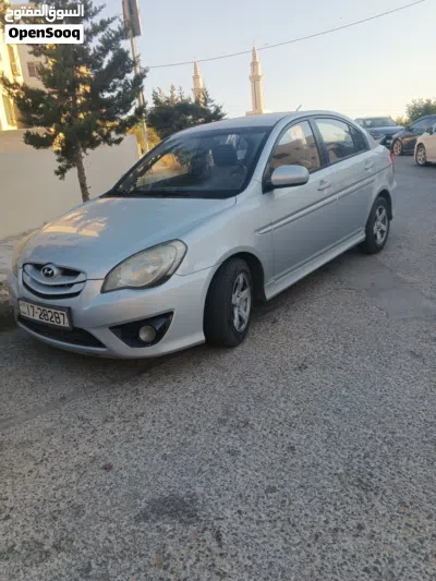 Hyundai Verna S 2