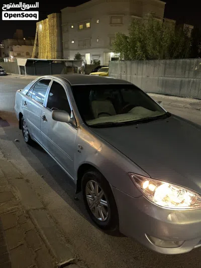Toyota Camry Grande 2