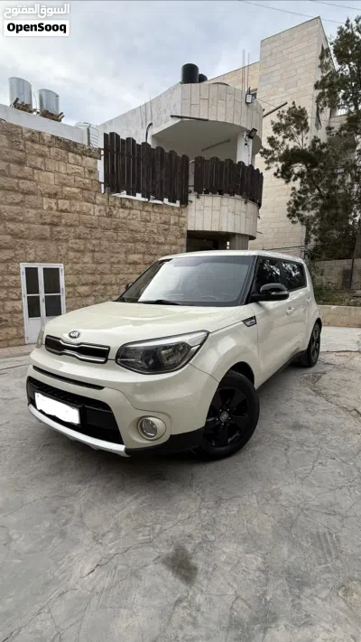كيا سول GT-Line 3