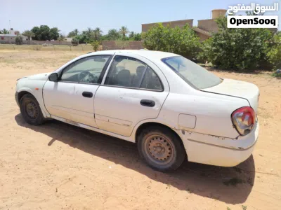 Nissan Sunny SL 4
