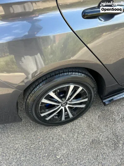 Toyota Prius Prius 3