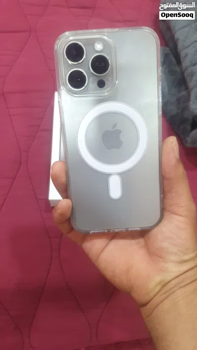 أيفون 15 برو ماكس للبيع 4