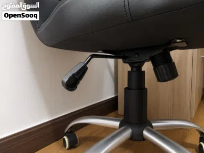 كرسي مكاتب جلد فاخر 2