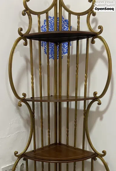 Metal corner stand for sale 2