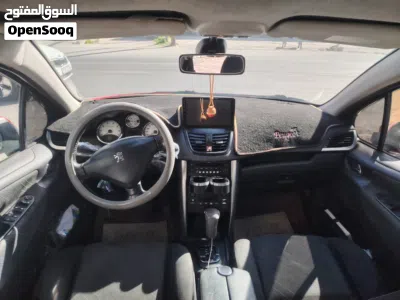 Peugeot 207 Base 4