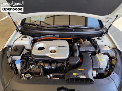 Hyundai Sonata Limited 4