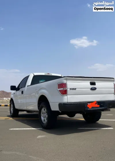 Ford F-150 XLT 4