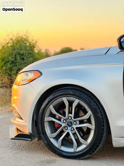 Ford Fusion SE 3