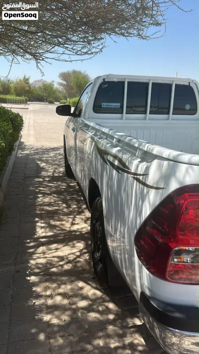 Toyota Hilux Standard 4