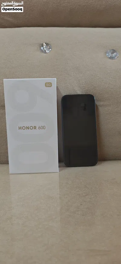 Honor 600 256/12 2