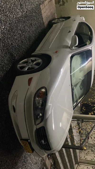 Nissan Maxima Standard 3
