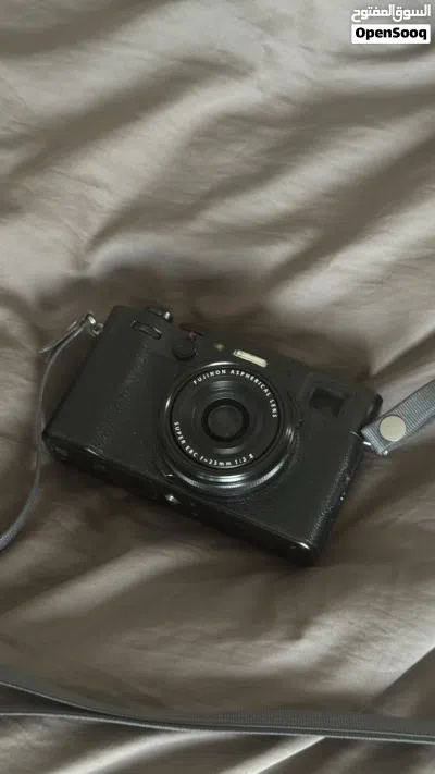 Fujifilm X100V mint condition 4