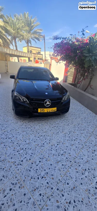 Mercedes Benz E-Class E 550 2