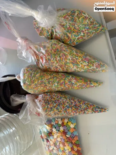 ادوات تقطيع وتزيين كيك 4