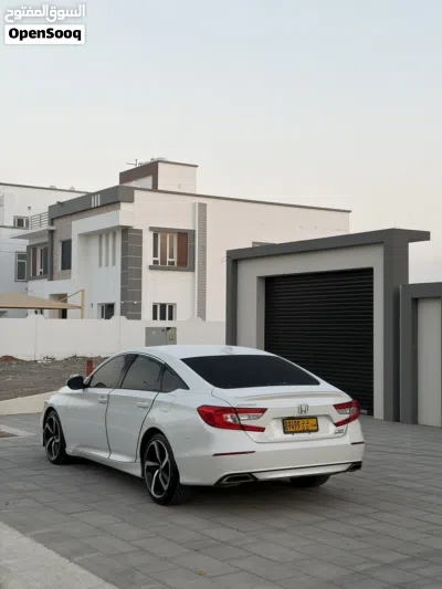 هوندا اكورد Sport 3