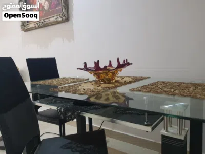 طاولة سفرة انيقة ونظيفة للبيع 2
