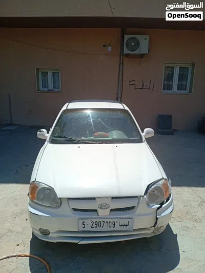 هيونداي فيرنا Standard 2