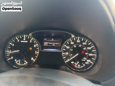 Nissan Altima SR 4