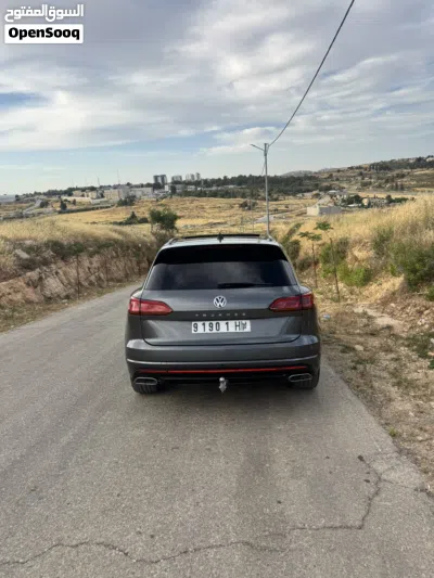 Volkswagen Touareg R-Line 2