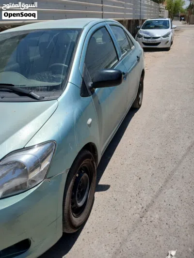 تۆیۆتا Yaris Basic 3