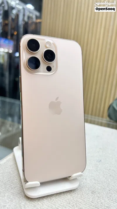 IPhone 16 Pro Max 2