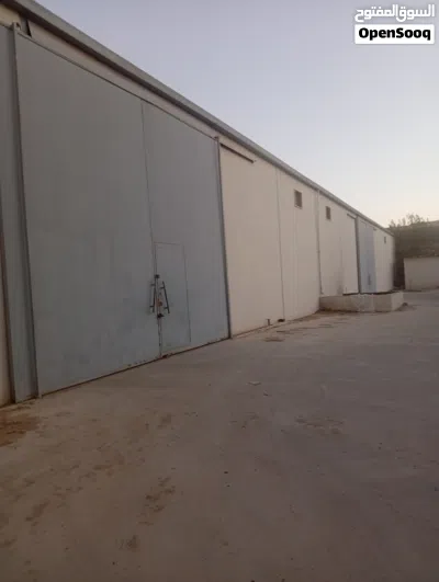 هنقر مخازن للايجار مسقوف700متر/600متر 2