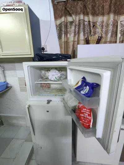 LG DOUBLE DOOR FRIDGE 4