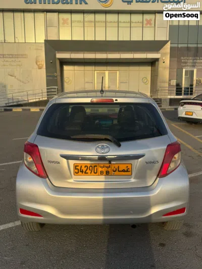 Toyota Yaris Basic 3