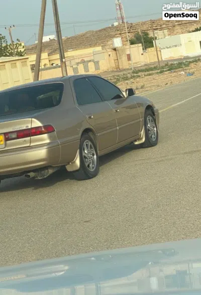 Toyota Camry XLI 3