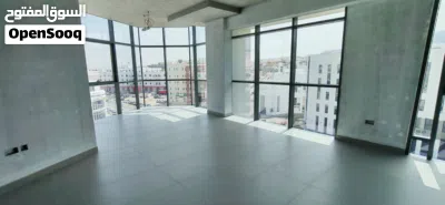 مكاتب مميزة للايجار في الخوير 4