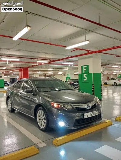 Toyota Camry XLE 4