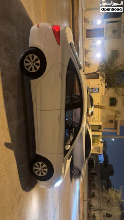 هيونداي اكسنت Standard 4