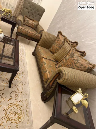 طقم كنب + طاولات 2