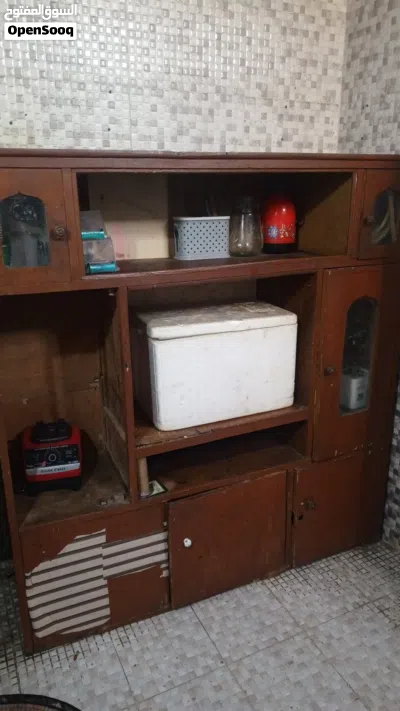 معرض مال تلفزيون خشب عراقي 3