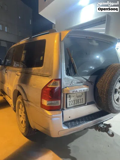 ميتسوبيشي باجيرو GLX 4