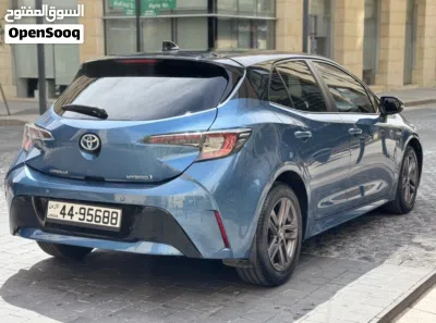 Toyota Corolla Hatchback 3