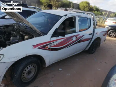 ميتسوبيشي L200 Double Cab GL 2