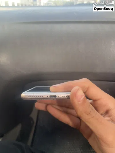 ايفون 8بلص 3